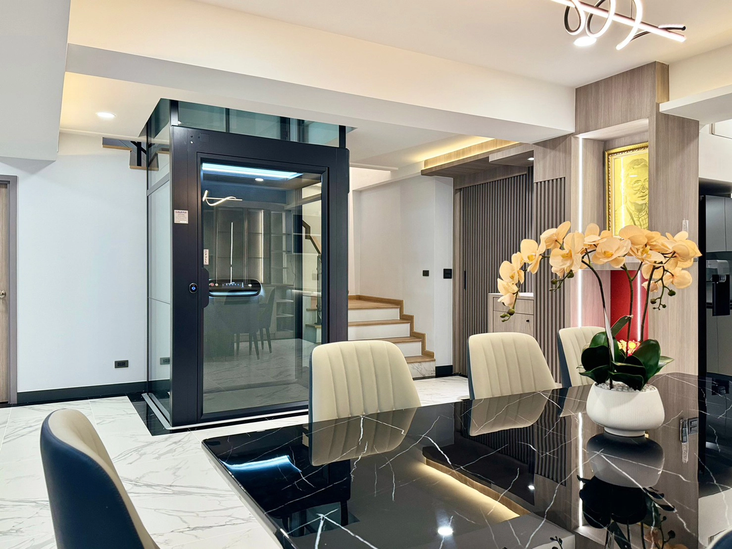 Lift rumah Kalea X80 Series